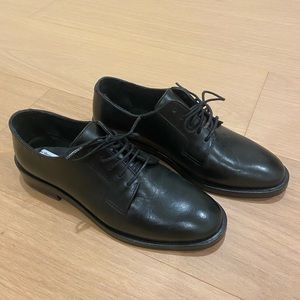 Women’s Leather Oxford Shoes